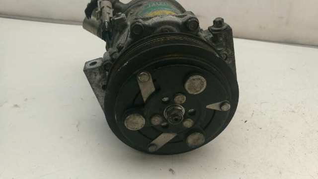 Sprężarka klimatyzacji 13171593 OPEL