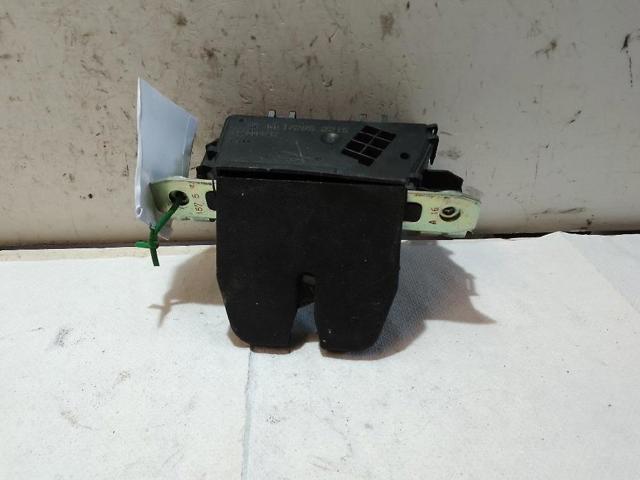 Zamek klapy bagażnika (3/5 drzwi tylnych) Opel Vectra