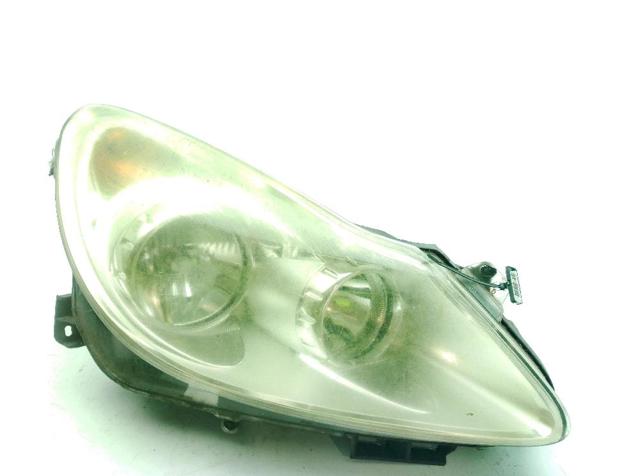 Reflektor prawy 13186382 OPEL