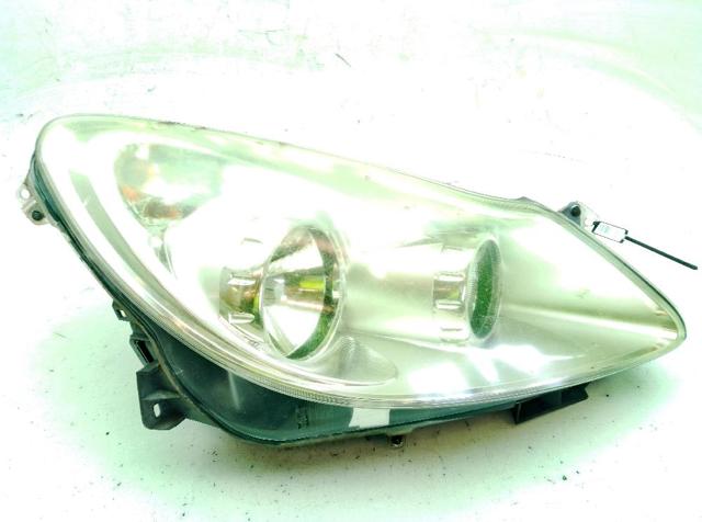 Reflektor prawy 13186382 OPEL
