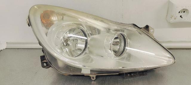 Reflektor prawy 13186382 OPEL