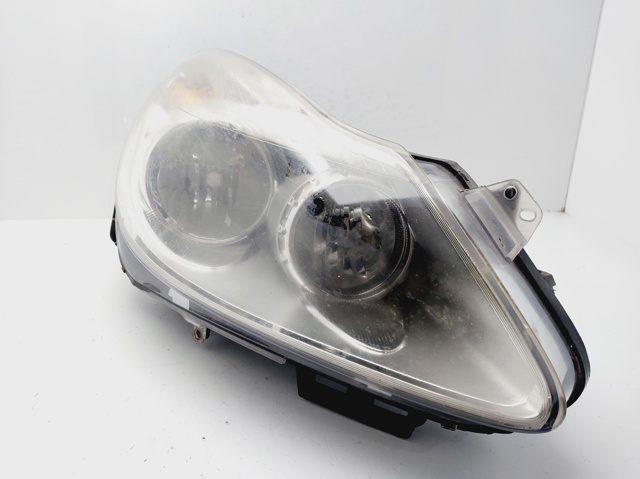 Reflektor prawy 13186382 OPEL