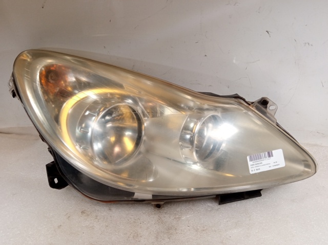 Reflektor prawy 13186382EF OPEL
