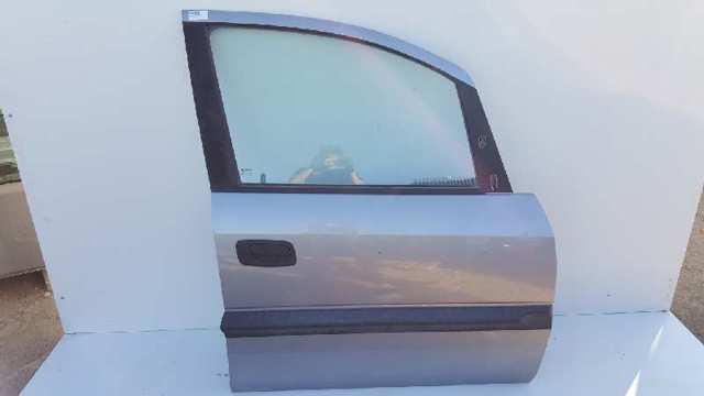 Drzwi przednie prawe 13189980 OPEL