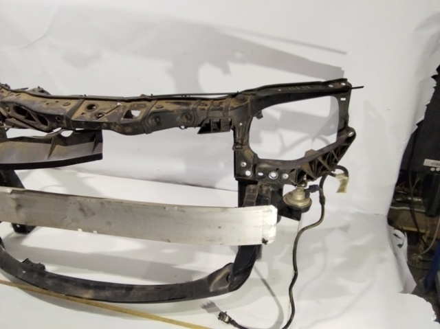 Osłona chłodnicy kompletna (panel mocowania reflektorów) 13191106 OPEL