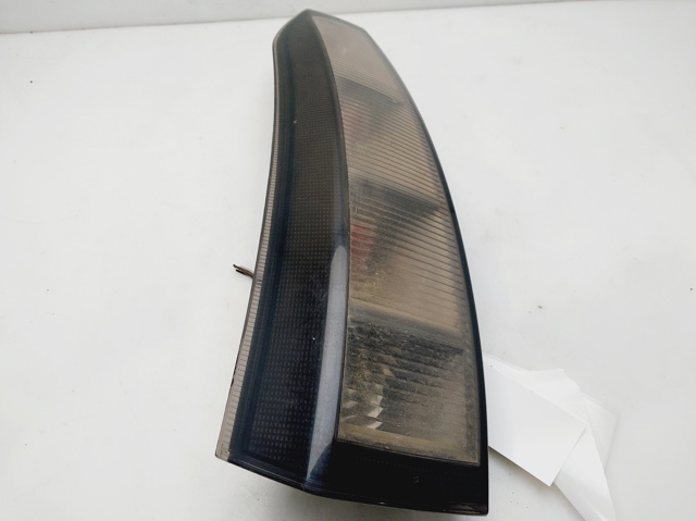 Lampa zespolona tylna lewa 13196002 OPEL