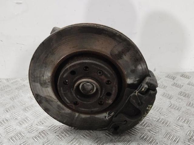 Czop (zwrotnica) przedni lewy 13197808 OPEL