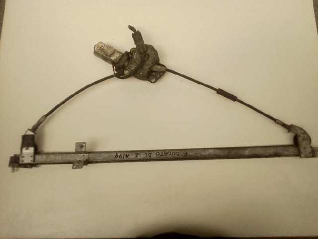 Mechanizm podnoszenia szyby drzwi przednich lewych 1320338080 FIAT