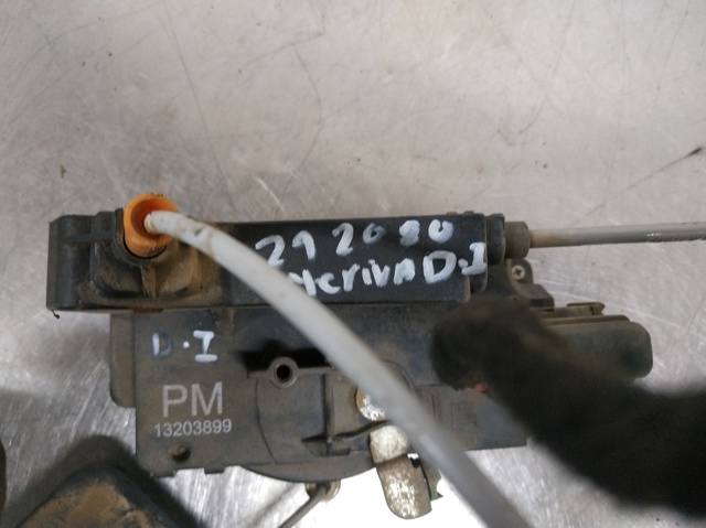 Zamek drzwi przednich lewych 13203899 OPEL