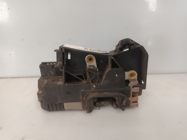 Zamek drzwi przednich lewych 13203899 OPEL