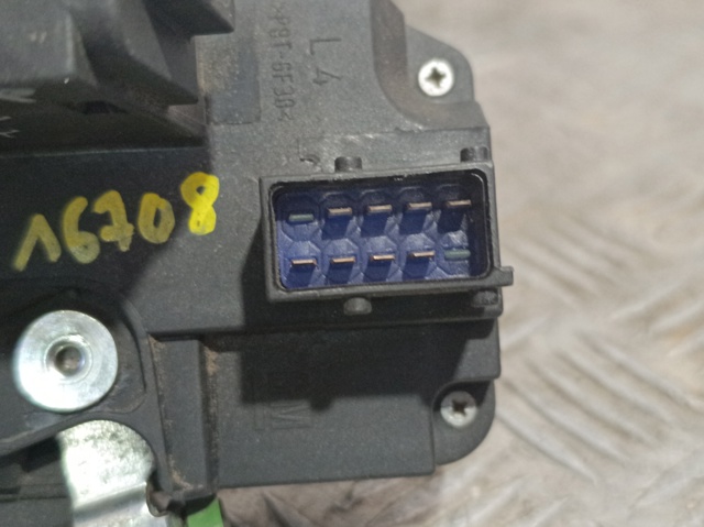 Zamek drzwi przednich lewych 13203899 OPEL
