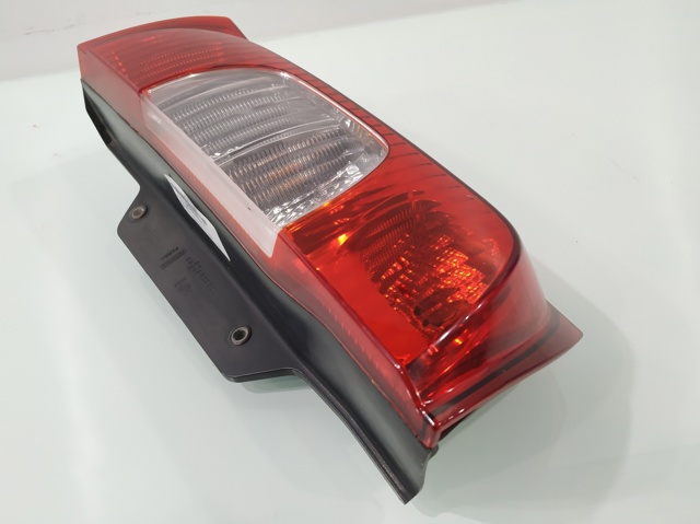 Lampa zespolona tylna prawa 13203F FIAT