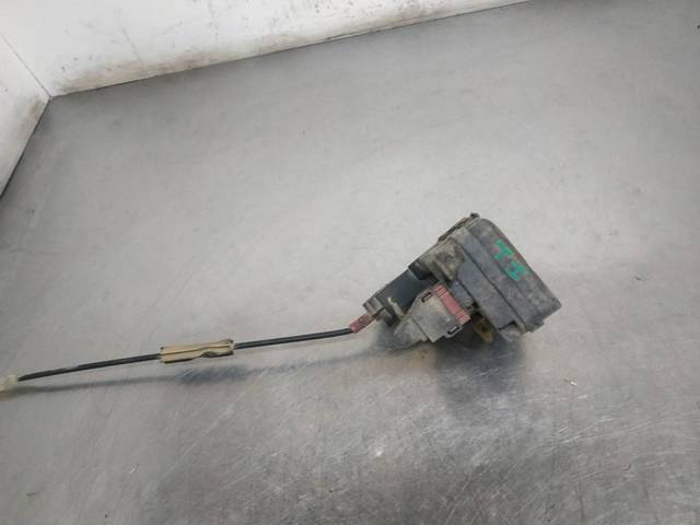 Zamek drzwi tylnych lewych 13210738 OPEL