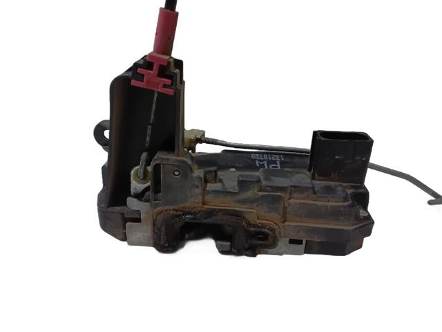 Zamek drzwi tylnych prawych 13210739 OPEL