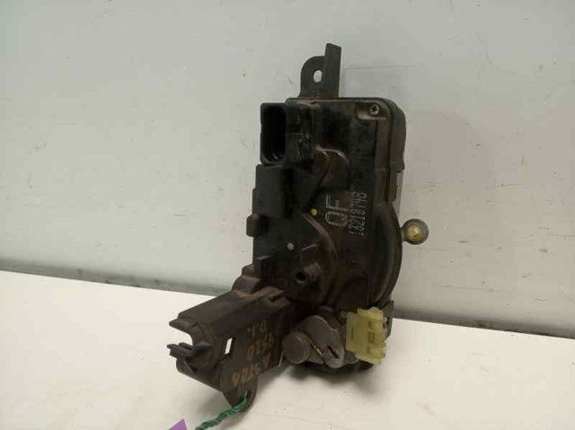Zamek drzwi przednich lewych 13210748 OPEL