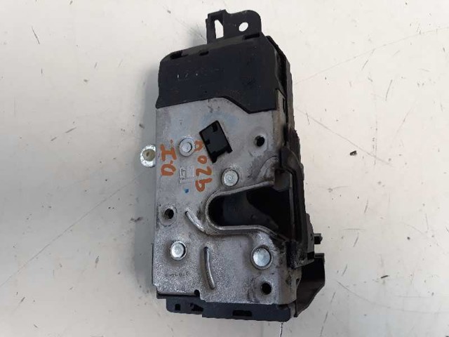 Zamek drzwi przednich lewych 13210748 OPEL