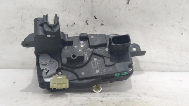 Zamek drzwi przednich lewych 13210748 OPEL