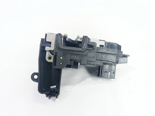 Zamek drzwi przednich lewych 13210748 OPEL