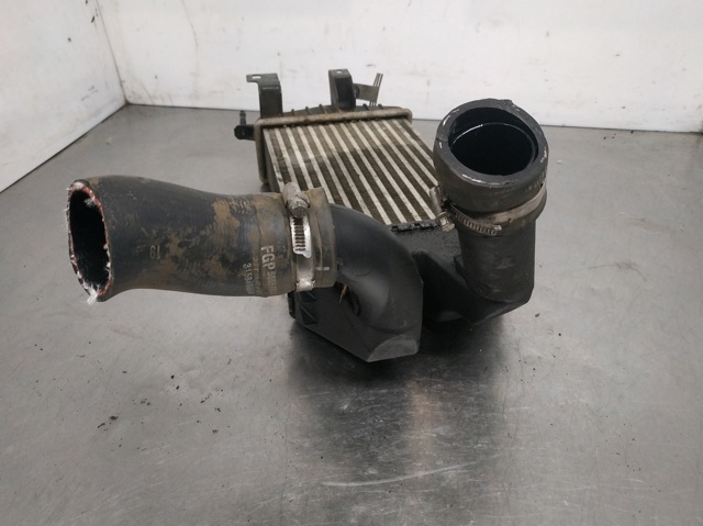 Chłodnica intercoolera 13213402 OPEL