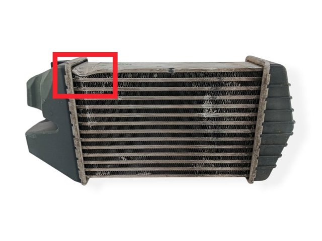 Chłodnica intercoolera 13213402 OPEL