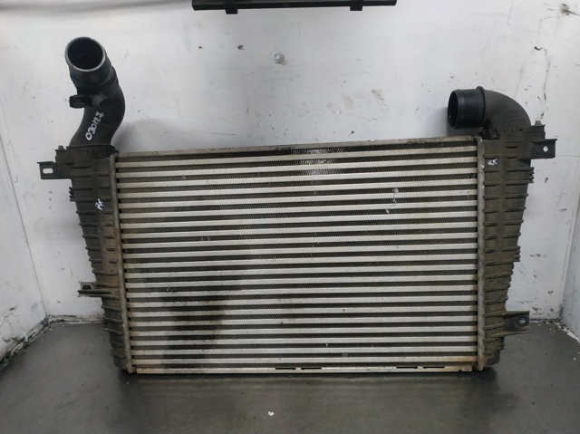 Chłodnica intercoolera 13223393 OPEL