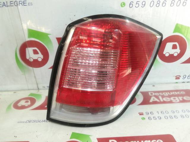 Lampa zespolona tylna prawa 13223674 OPEL