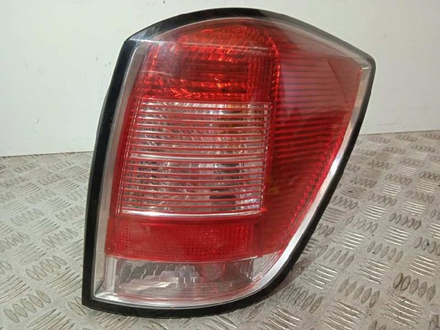 Lampa zespolona tylna prawa 13223674 OPEL