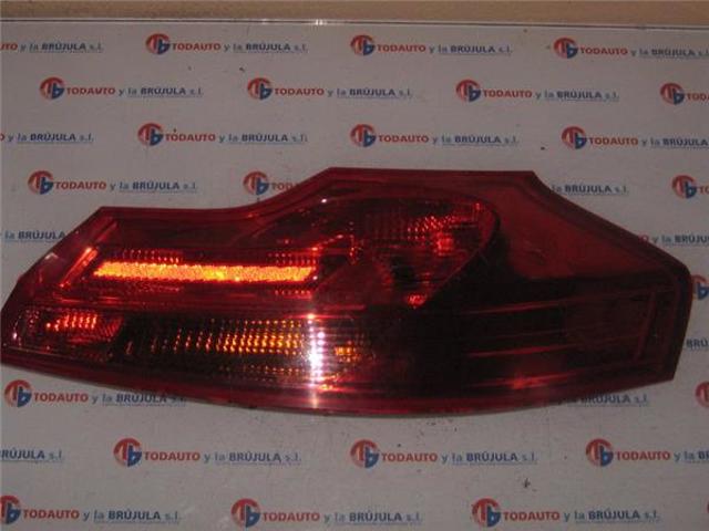 Lampa zespolona tylna prawa 13226857 OPEL
