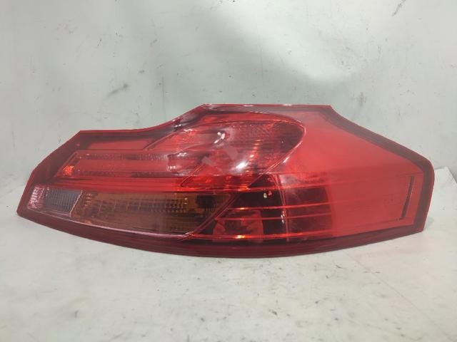 Lampa zespolona tylna prawa 13226857 OPEL
