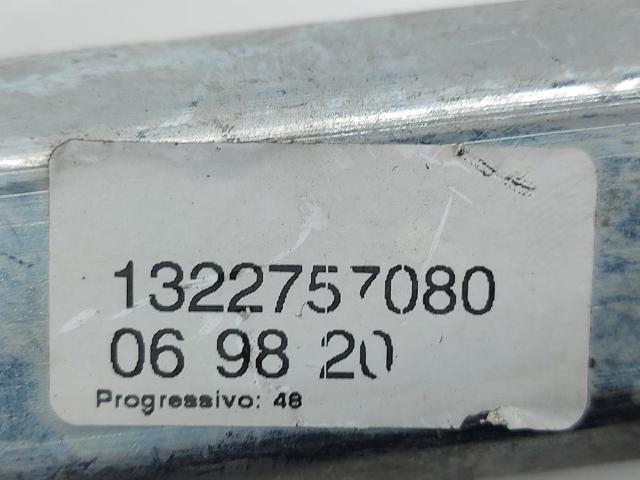 Mechanizm podnoszenia szyby drzwi przednich prawych 1322757080 FIAT