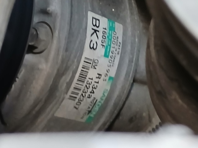 Sprężarka klimatyzacji 13232307 OPEL