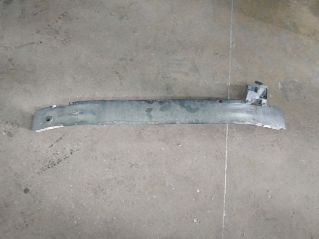 Wzmocnienie zderzaka przedniego 13235552 OPEL