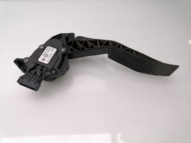 Pedał przyspieszenia (gazu) 13237352 OPEL