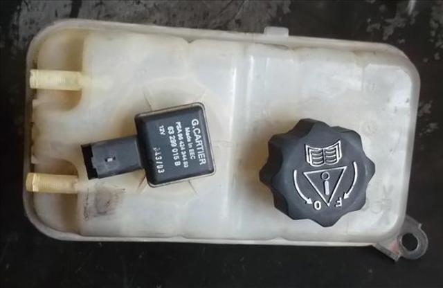 Zbiorniczek wyrównawczy układu chłodzenia 132384 PEUGEOT