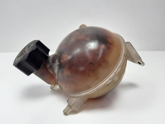 Zbiorniczek wyrównawczy układu chłodzenia 1323A3 PEUGEOT