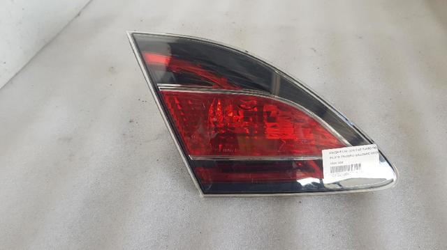 Lampa zespolona tylna lewa wewnętrzna 13241055 MAZDA