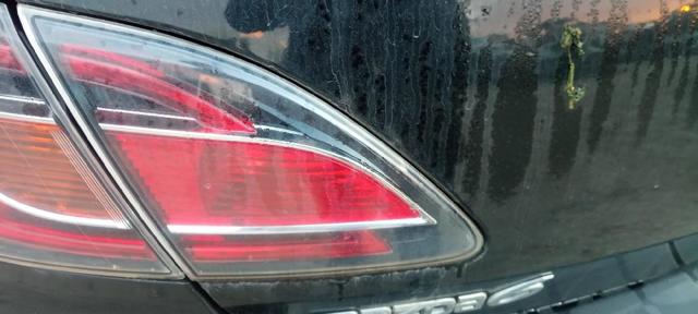 Lampa zespolona tylna lewa wewnętrzna 13241055 MAZDA