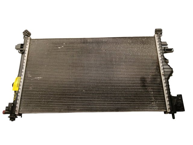 Chłodnica silnika 13241725 OPEL