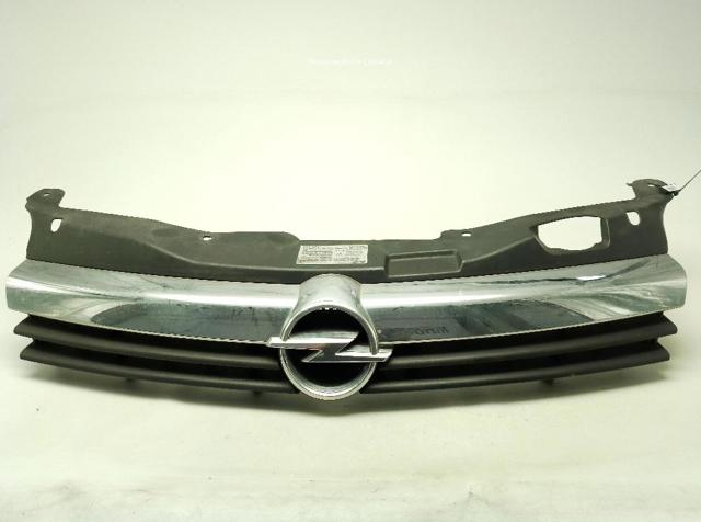 Atrapa chłodnicy 13241967 OPEL