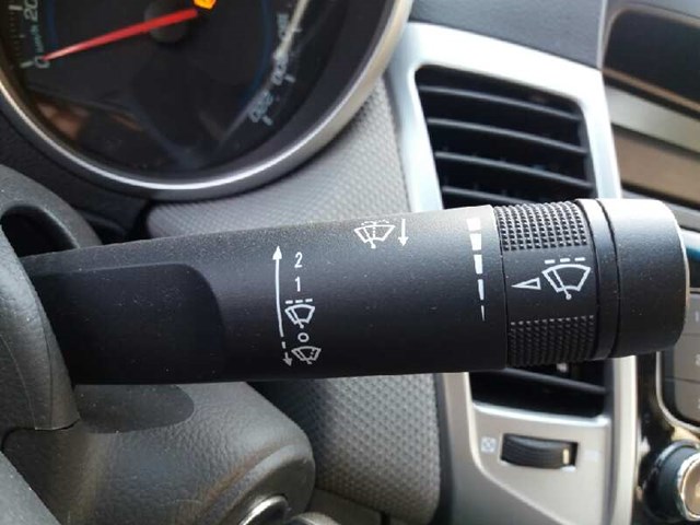 Przełącznik zespolony Chevrolet Cruze