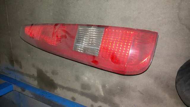 Lampa zespolona tylna lewa 1324567 FORD