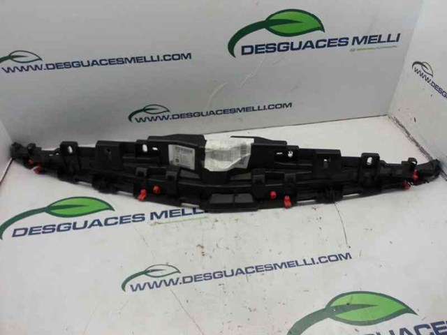 Wspornik zderzaka przedniego środkowy 13250567 OPEL