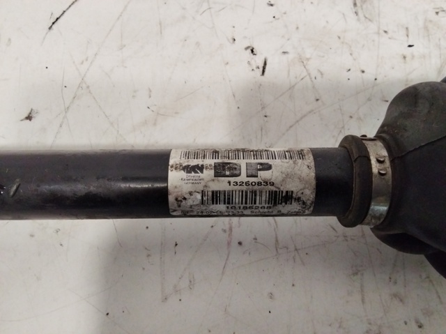 Półoś napędowa przednia prawa 13250839 OPEL