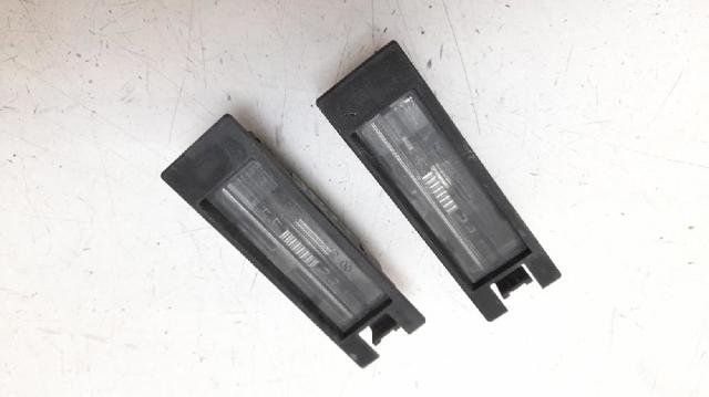 Lampa oświetlenia tylnej tablicy rejestracyjnej 13251936 OPEL