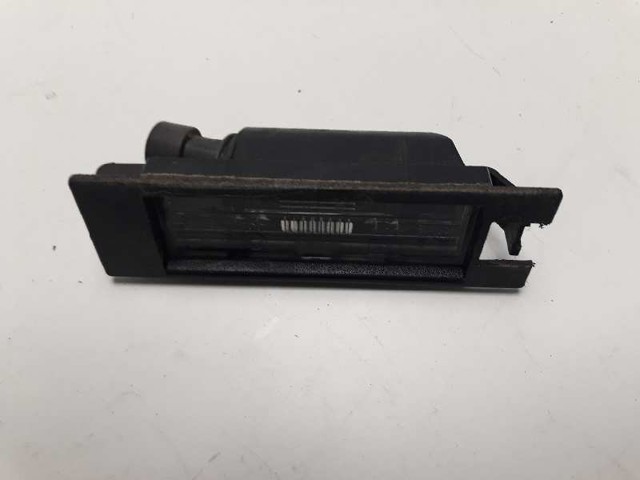 Lampa oświetlenia tylnej tablicy rejestracyjnej 13251936 OPEL