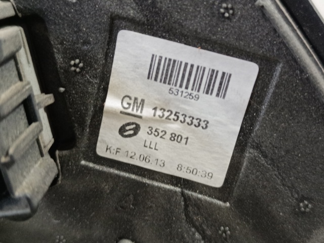 Lusterko wsteczne lewe 13253333 OPEL