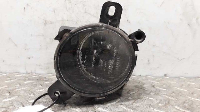 Lampa przeciwmgielna lewa 13253625 OPEL