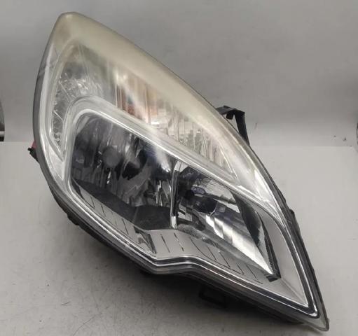 Reflektor prawy 13253630 OPEL