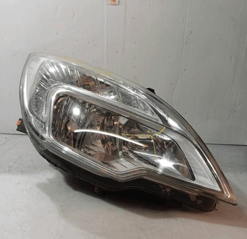 Reflektor prawy 13253630 OPEL