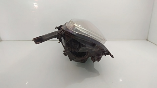 Reflektor prawy 13253647 OPEL